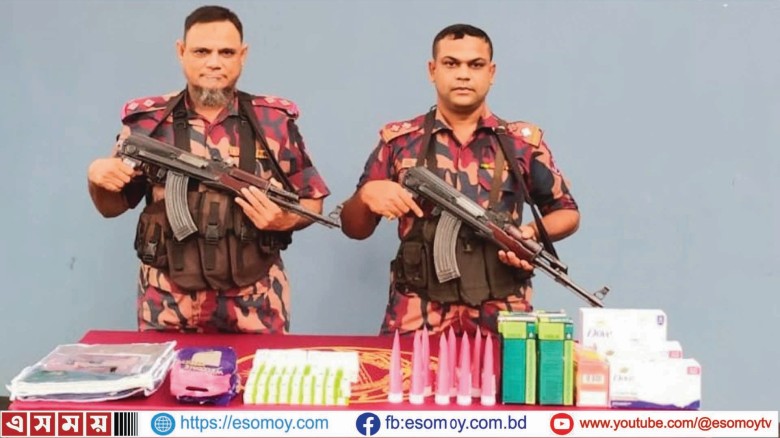 বেনাপোলে বিপুল পরিমাণ ভারতীয় পণ্য আটক।...