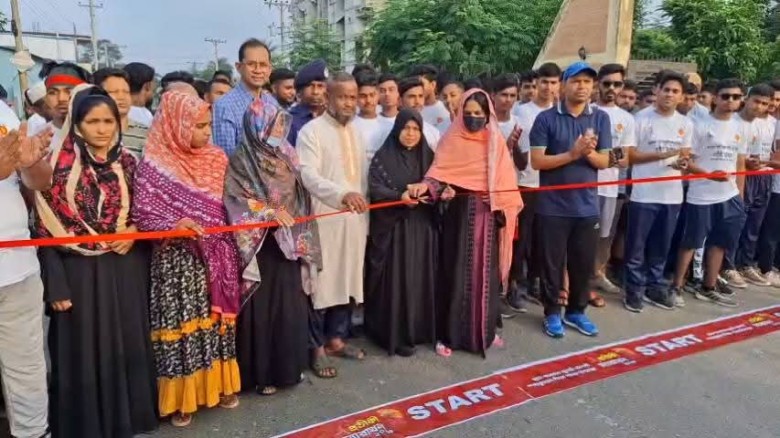 জয়পুরহাটে আয়োজিত হলো পাঁচ কিলোমিটার দীর্ঘ এক প্রতীকী ম্যারাথ