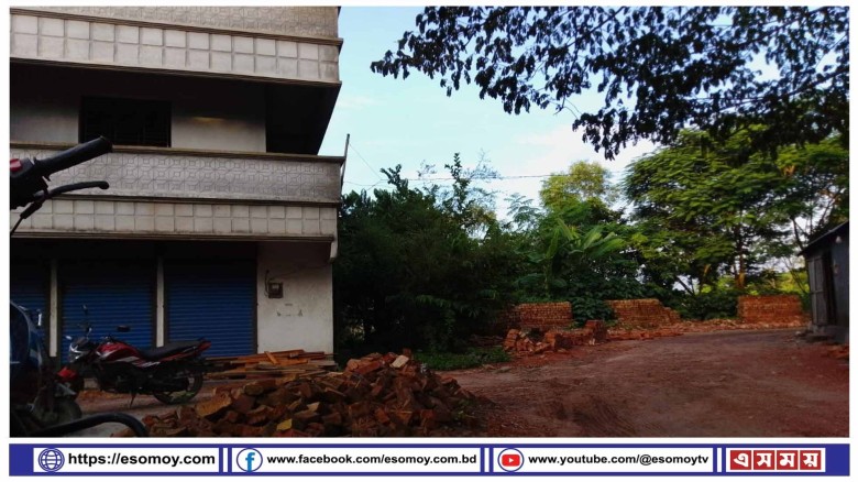 কালীগঞ্জবাসীর আর্তনাদ: “আমরা জিম্মি হয়ে গেছি।”