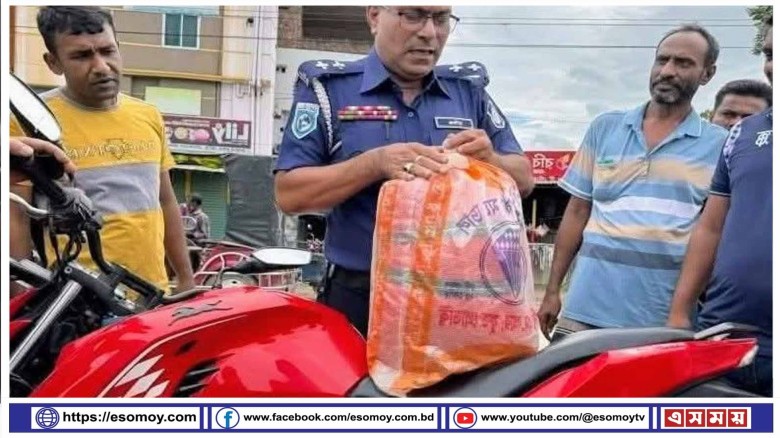 গাইবান্ধার গোবিন্দগঞ্জে কুকুরের ধাক্কায় মোটরসাইকেল আরোহীর ব্