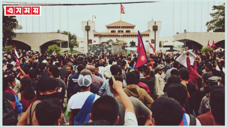নেপালে  প্রধানমন্ত্রীর পদত্যাগের ডাক বিক্ষোভকারীদের...