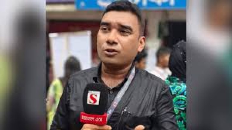 ঢাবি ছাত্র সংসদ নির্বাচনের দায়িত্বকালে চ্যানেল এসের সাংবাদিক