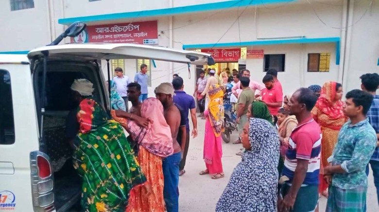 নড়াইলে আধিপত্য বিস্তার নিয়ে দু'গ্রামের মধ্যে সংঘর্ষে ২জন আহত