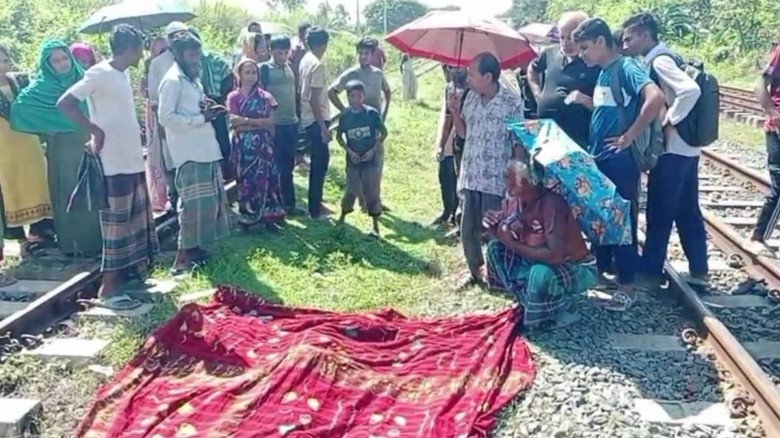 পাঁচবিবিতে ট্রেনে কাটা পড়ে চা দোকানীর মর্মান্তিক মৃত্যু।