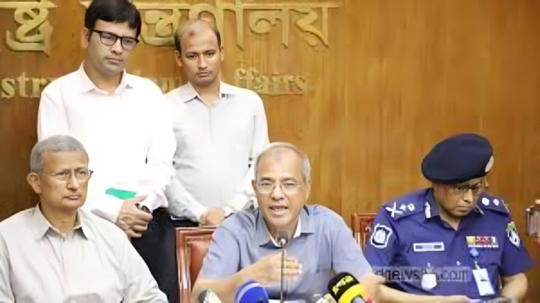 দুর্গোৎসব ঘিরে গুজব সৃষ্টিকারীদের বিরুদ্ধে কঠোর ব্যবস্থা নেও