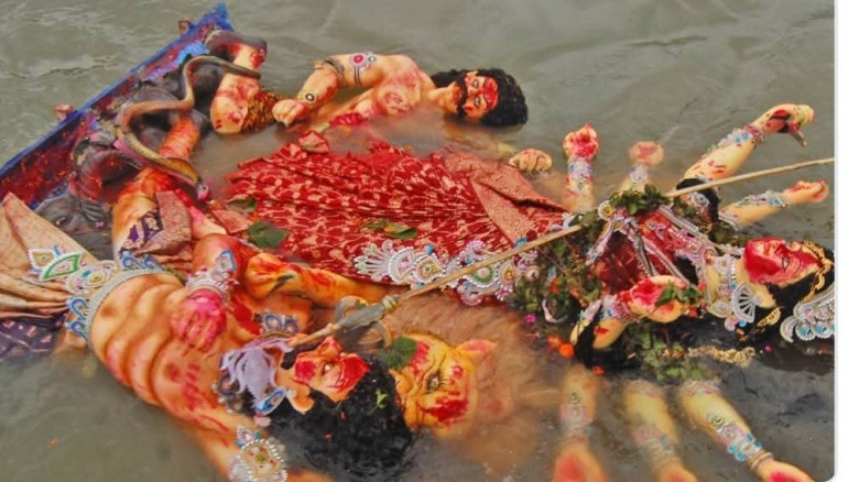 প্রতিমা বিসর্জনের মধ্য দিয়ে শেষ হলো শারদীয় দুর্গা-উৎসব।...