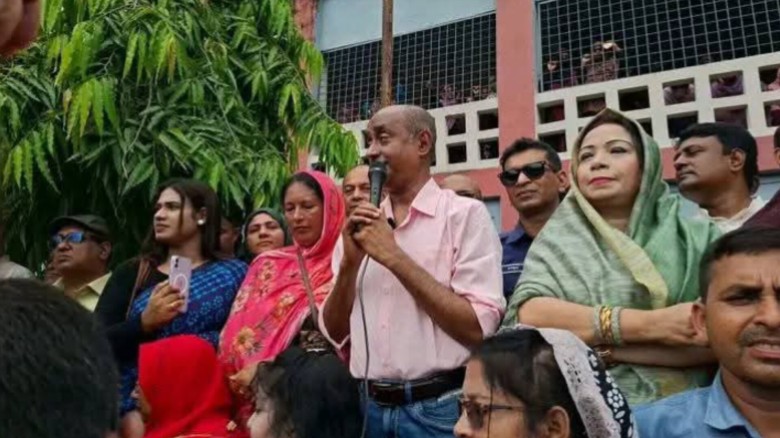 শৈলকুপায় নারীদের সমাবেশে অ্যাটর্নি জেনারেল আসাদুজ্জামান।