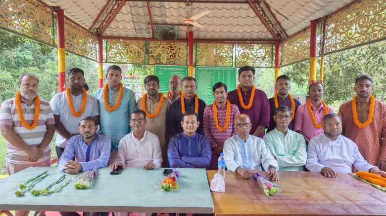 ঐক্যের প্রতিক বরেন্দ্র প্রেসক্লাব: নব-নির্বাচিত সাংবাদিকদের 