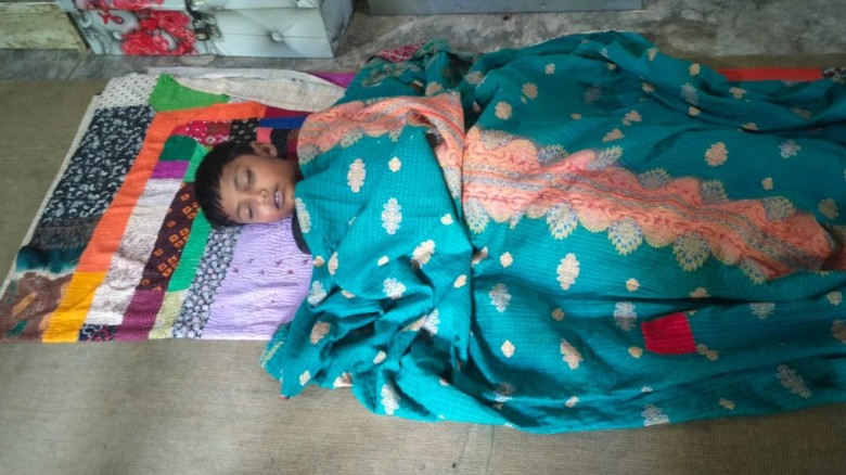 নওগাঁয় মাদ্রাসা ছাত্রের মড়দেহ উদ্ধার,  শিক্ষক আটক