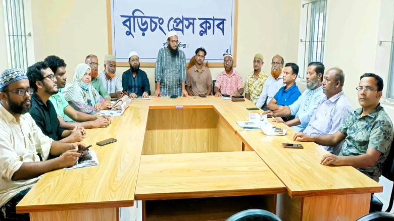 বুড়িচং প্রেসক্লাবের সাংবাদিকদের সাথে শিক্ষক নেতৃবৃন্দের মতব