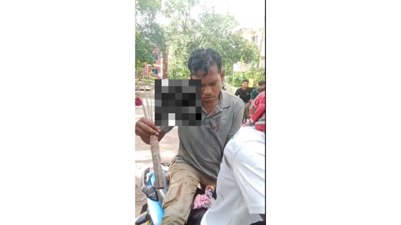 লোহাগড়ায় ধানমাড়াই কে কেন্দ্র করে সংঘর্ষ,টেঁটাবিদ্ধসহ আহত ৭