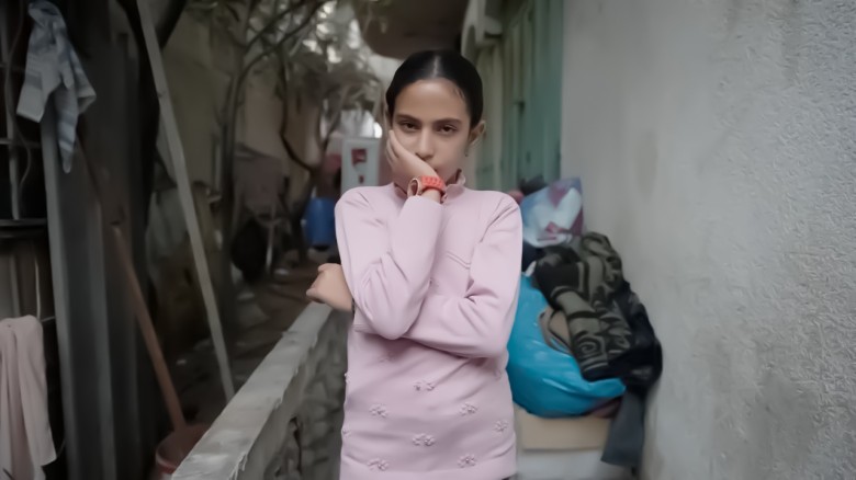 মর্গ থেকে অলৌকিকভাবে জীবিত ফিরে এলো কিশোরী।