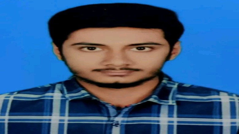 সলঙ্গা ডিগ্রি কলেজে বোর্ড চ্যাম্পিয়ন সজিবুল ইসলাম সজিব